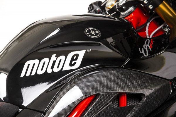 energica-ego-sport-black02