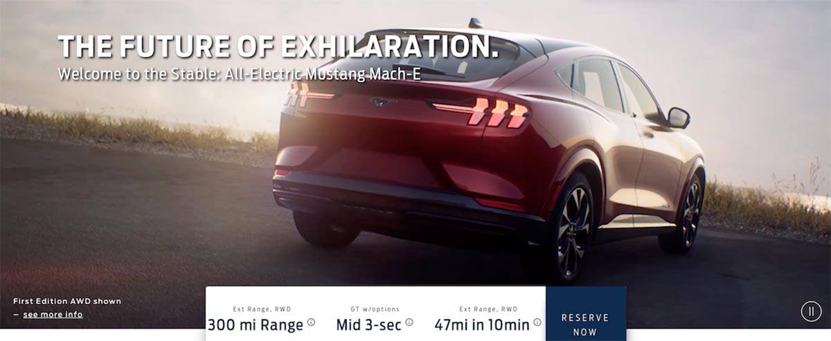 Trasera del SUV eléctrico Ford Mustang Mach E