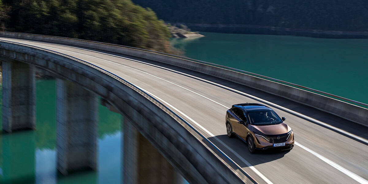 Nissan-Ariya_carretera